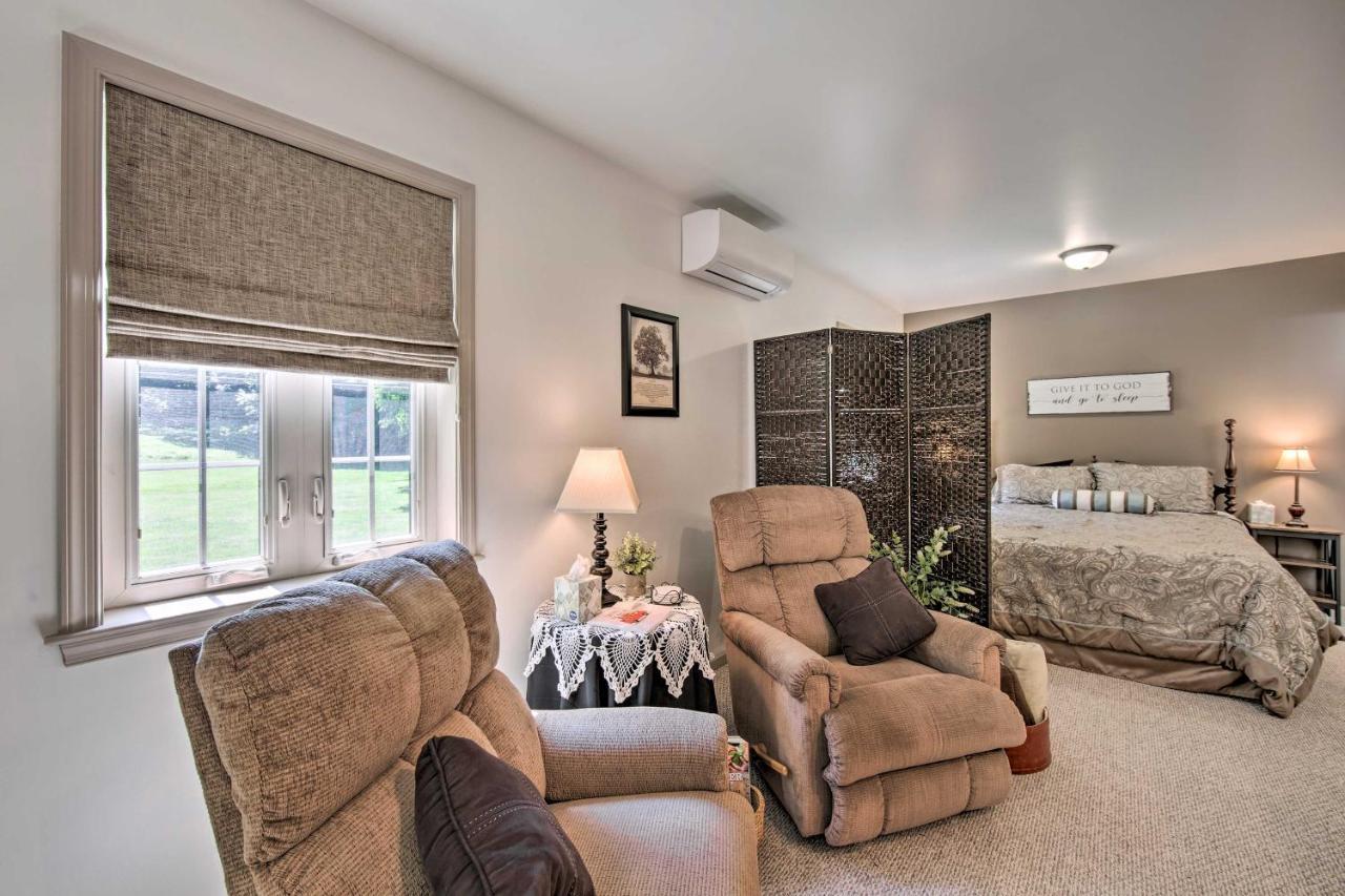Cozy Garden Room In Welsh Mountain Suites! Нью Холланд Экстерьер фото