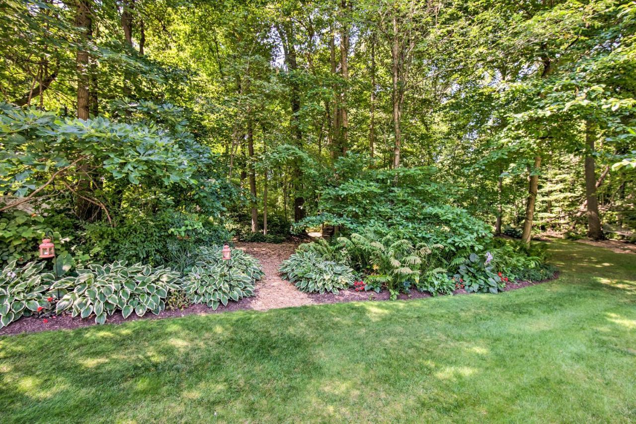 Cozy Garden Room In Welsh Mountain Suites! Нью Холланд Экстерьер фото