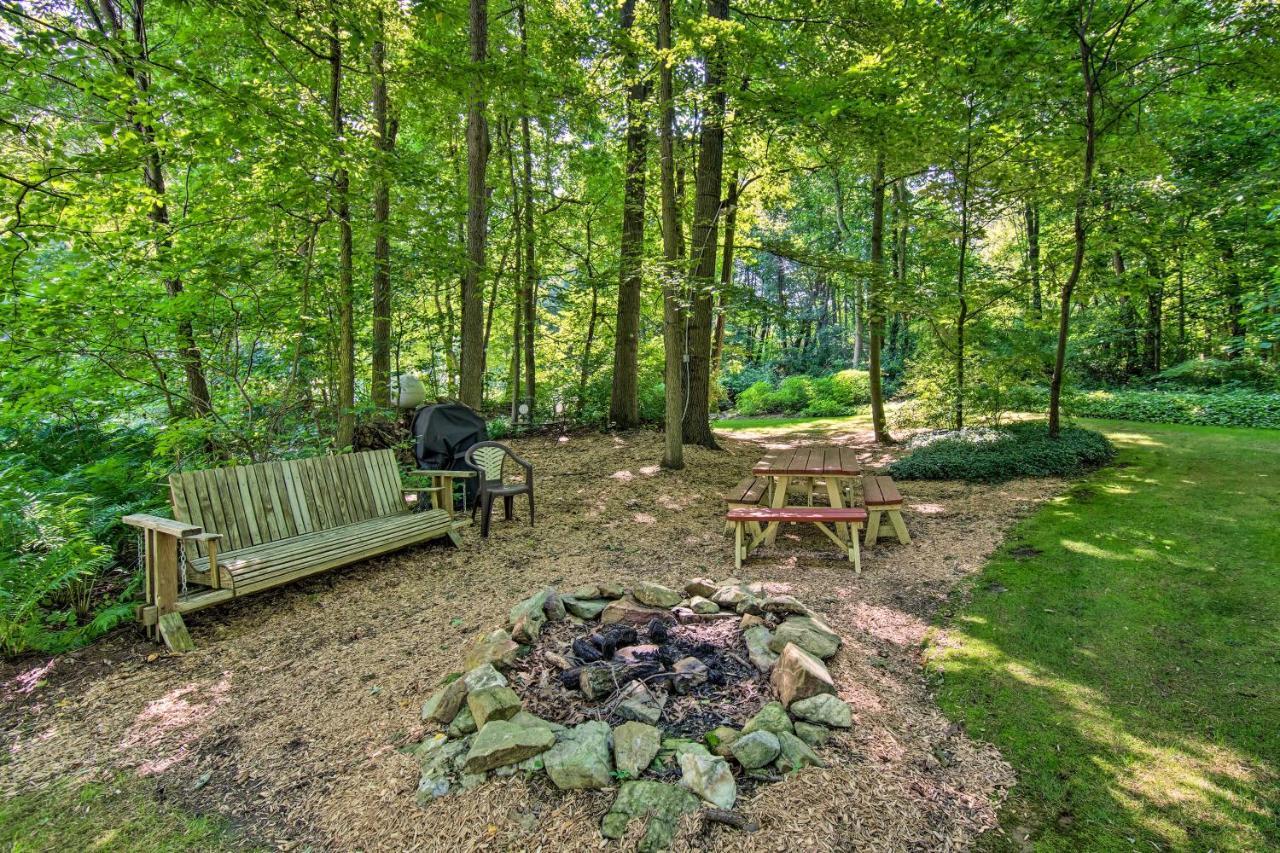 Cozy Garden Room In Welsh Mountain Suites! Нью Холланд Экстерьер фото